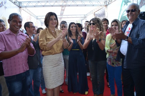 Aberta a 7ª Bienal do livro em Campos dos Goytacazes que vai até o dia 02/12.