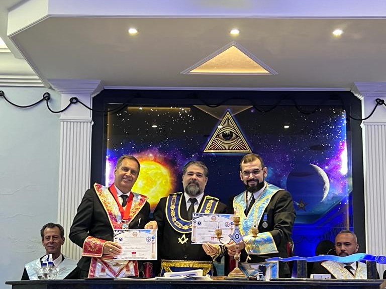 Histórico: maçonaria fidelense realiza sessão conjunta